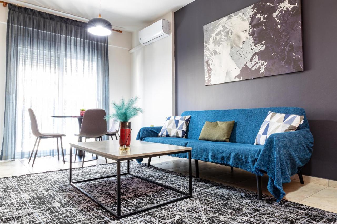 Blaze Studios & Apartments ซานธี ภายนอก รูปภาพ