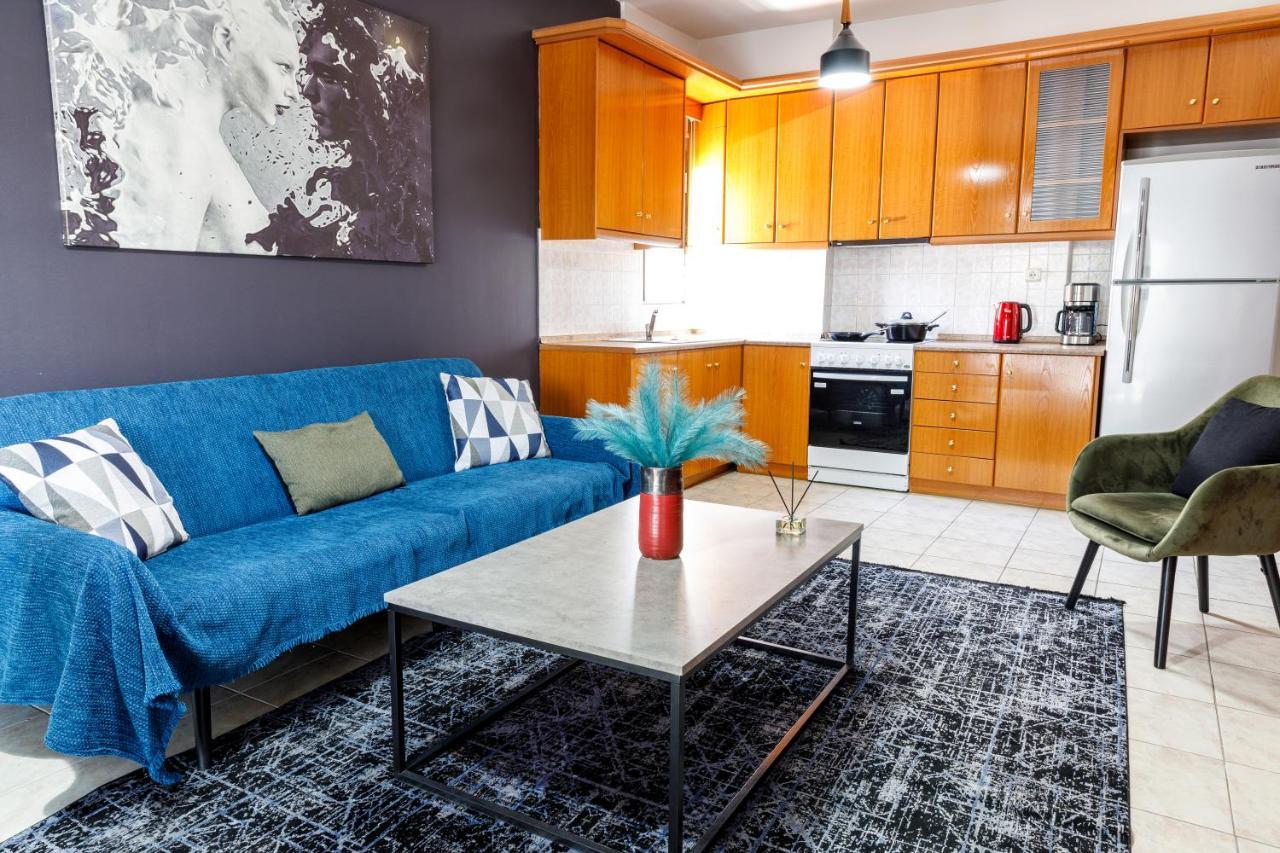 Blaze Studios & Apartments ซานธี ภายนอก รูปภาพ