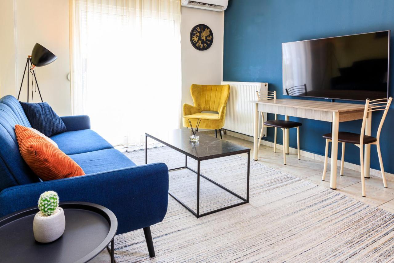 Blaze Studios & Apartments ซานธี ภายนอก รูปภาพ